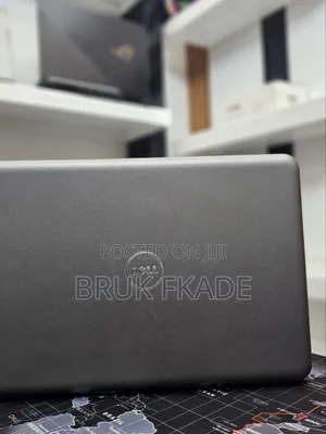 New Laptop Dell Latitude 3380 8GB Intel Core I5 SSD 256GB