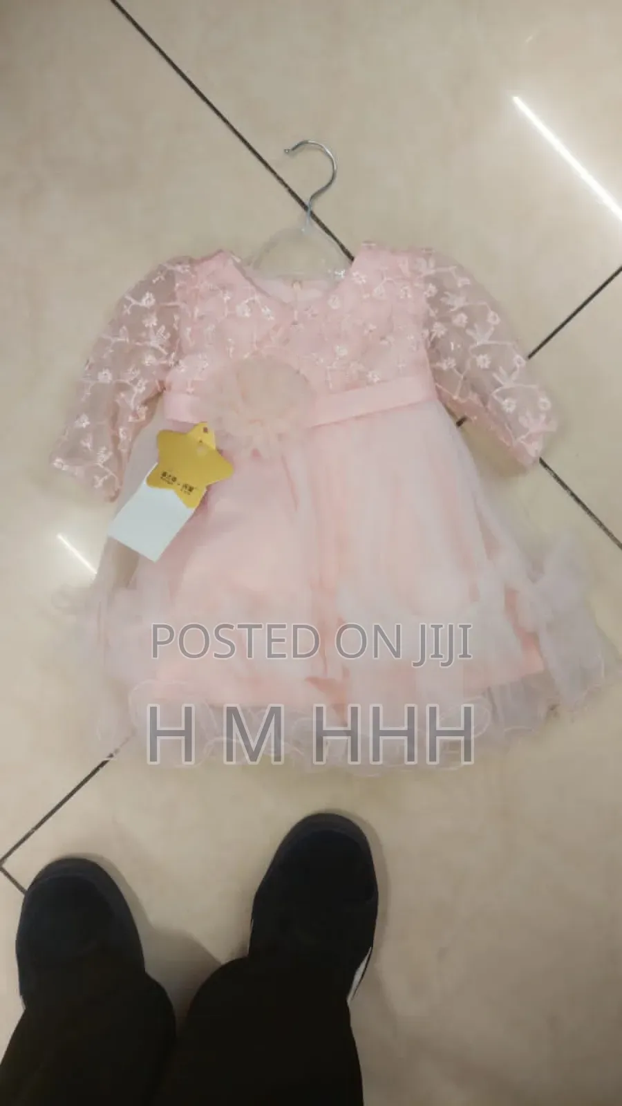 H M የህፃናት አልባሳት በብዛት ለሱቅ እናከፋፍላለን