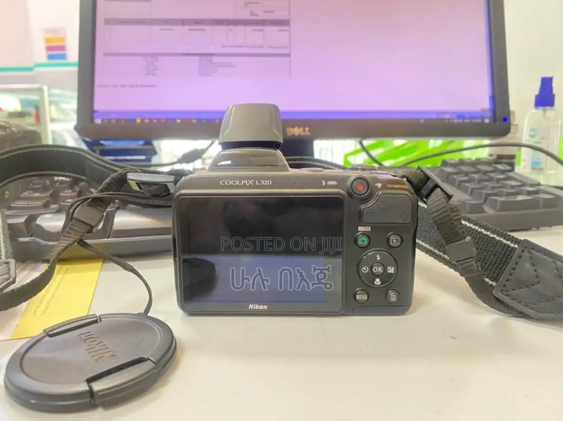 Nikon Coolpix L320