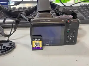 Nikon Coolpix L320