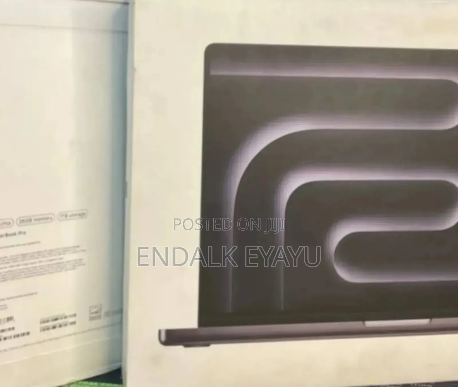 New Laptop Apple MacBook 32GB Apple M4 Max SSD 1T