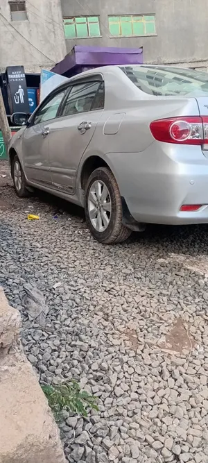 Toyota Corolla 2012 Silver