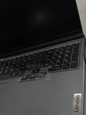 New Laptop Lenovo 16GB AMD Ryzen 5 SSD 512GB