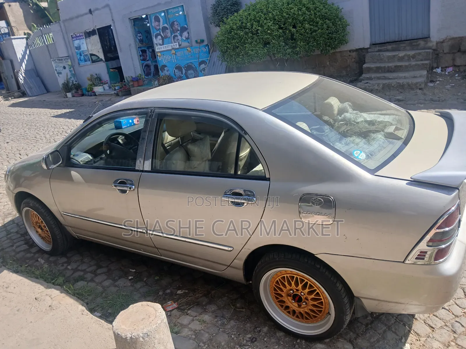Toyota Corolla 2002 Gold