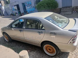 Toyota Corolla 2002 Gold
