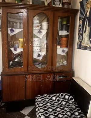 ብፌ ለሳሎን ማሰመሪያ