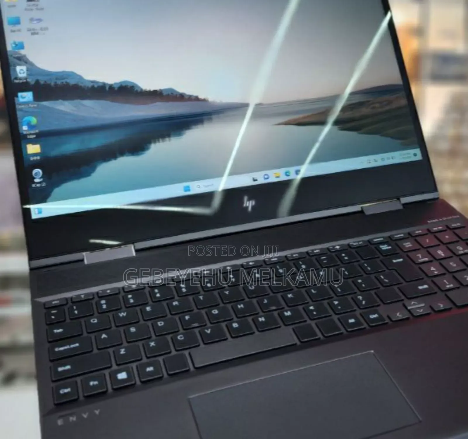 New Laptop HP Envy X360 8GB AMD Ryzen 7 SSD 256GB