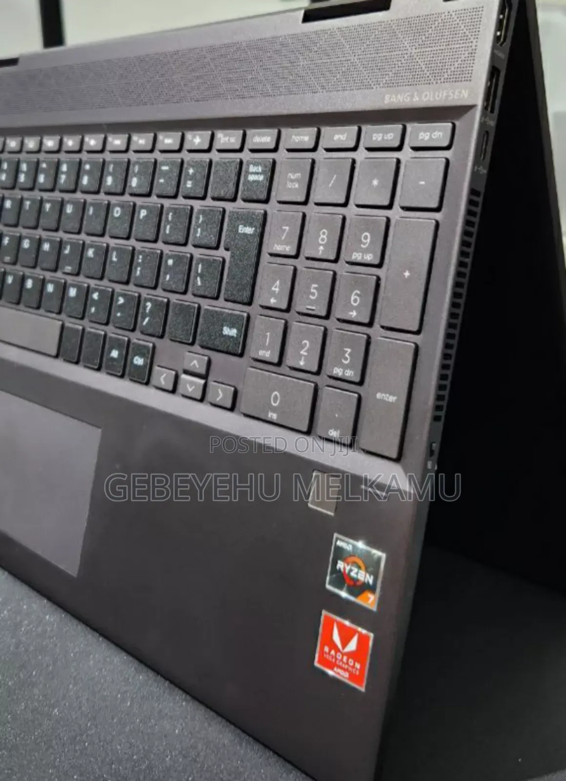 New Laptop HP Envy X360 8GB AMD Ryzen 7 SSD 256GB