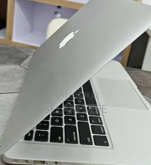 New Laptop Apple MacBook Air 2017 8GB Intel Core I5 SSD 256GB