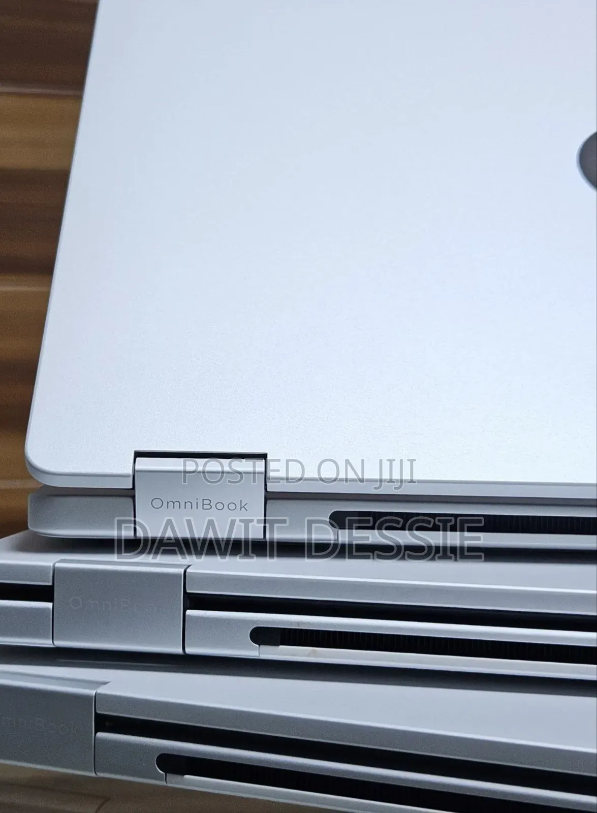 New Laptop HP OmniBook 5 Flip 8GB Intel Core 5 SSD 512GB