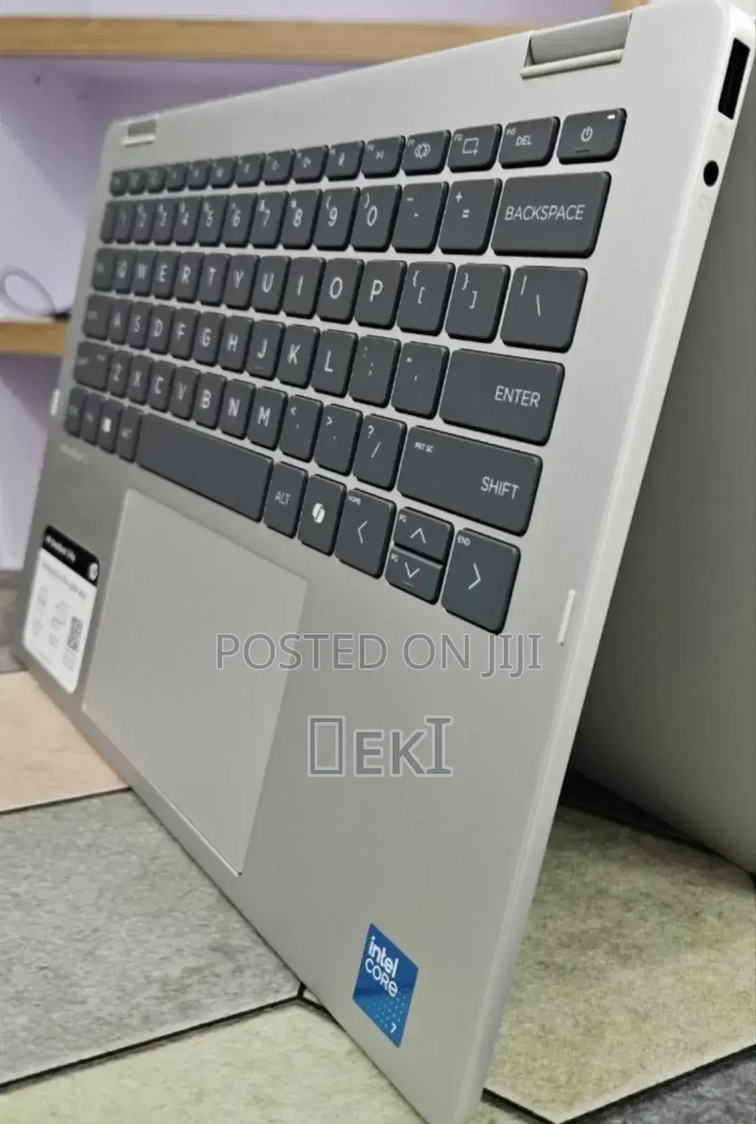 New Laptop HP OmniBook 5 14" 16GB Intel Core 7 SSD 512GB