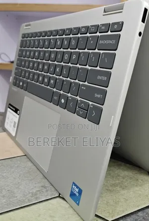 New Laptop HP OmniBook 5 14" 16GB Intel Core 7 SSD 512GB