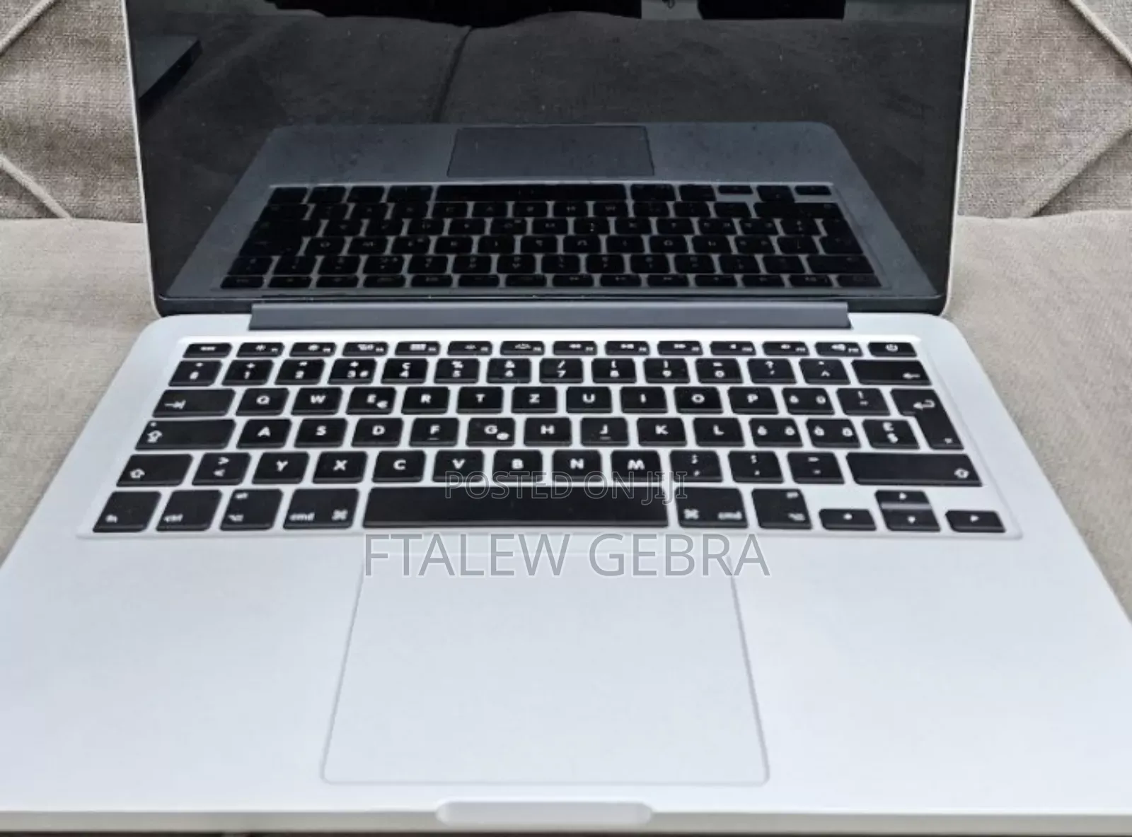 New Laptop Apple MacBook Pro 2015 8GB Intel Core I5 SSD 128GB