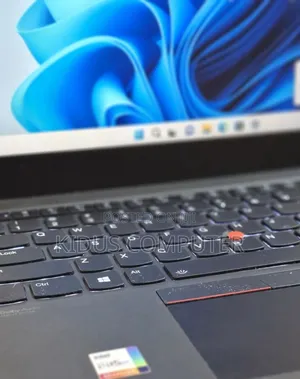New Laptop Lenovo ThinkPad T14 16GB Intel Core I7 SSD 512GB