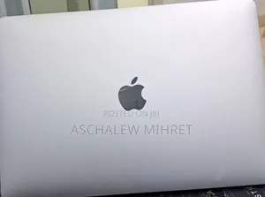 New Laptop Apple MacBook Pro 2022 M2 8GB Apple M2 SSD 256GB