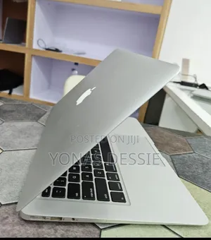 Laptop Apple MacBook Air 2017 8GB Intel Core I5 SSD 256GB