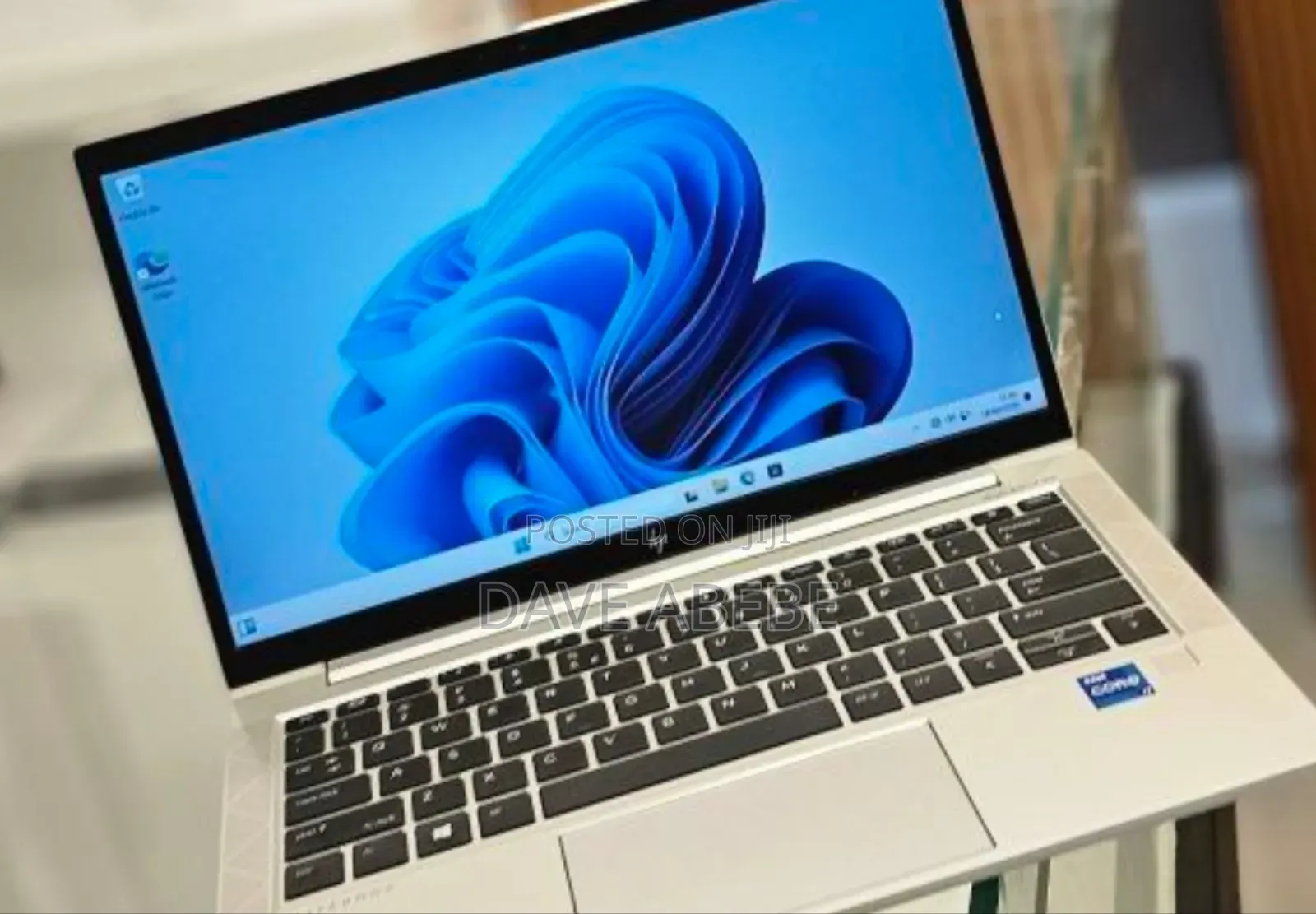 New Laptop HP EliteBook 830 G8 16GB Intel Core I7 SSD 512GB