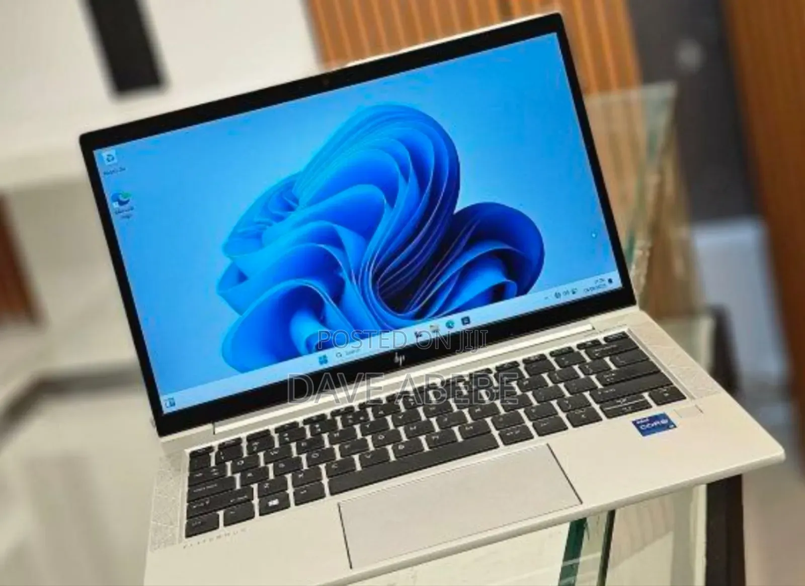 New Laptop HP EliteBook 830 G8 16GB Intel Core I7 SSD 512GB