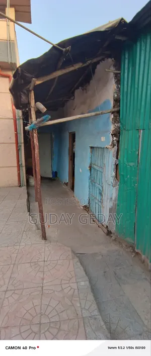 Furnished 4bdrm Villa in Akaky Kaliti for sale