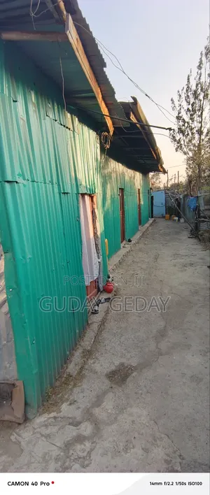 Furnished 4bdrm Villa in Akaky Kaliti for sale