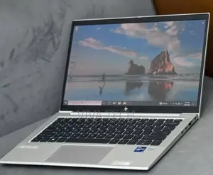 New Laptop HP EliteBook 840 G8 16GB Intel Core I5 SSD 512GB