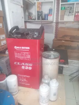 Enius Brothers Class 530 Booster and Charger Unit