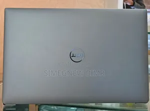 New Laptop Dell Precision 5540 16GB Intel Core I7 SSD 512GB