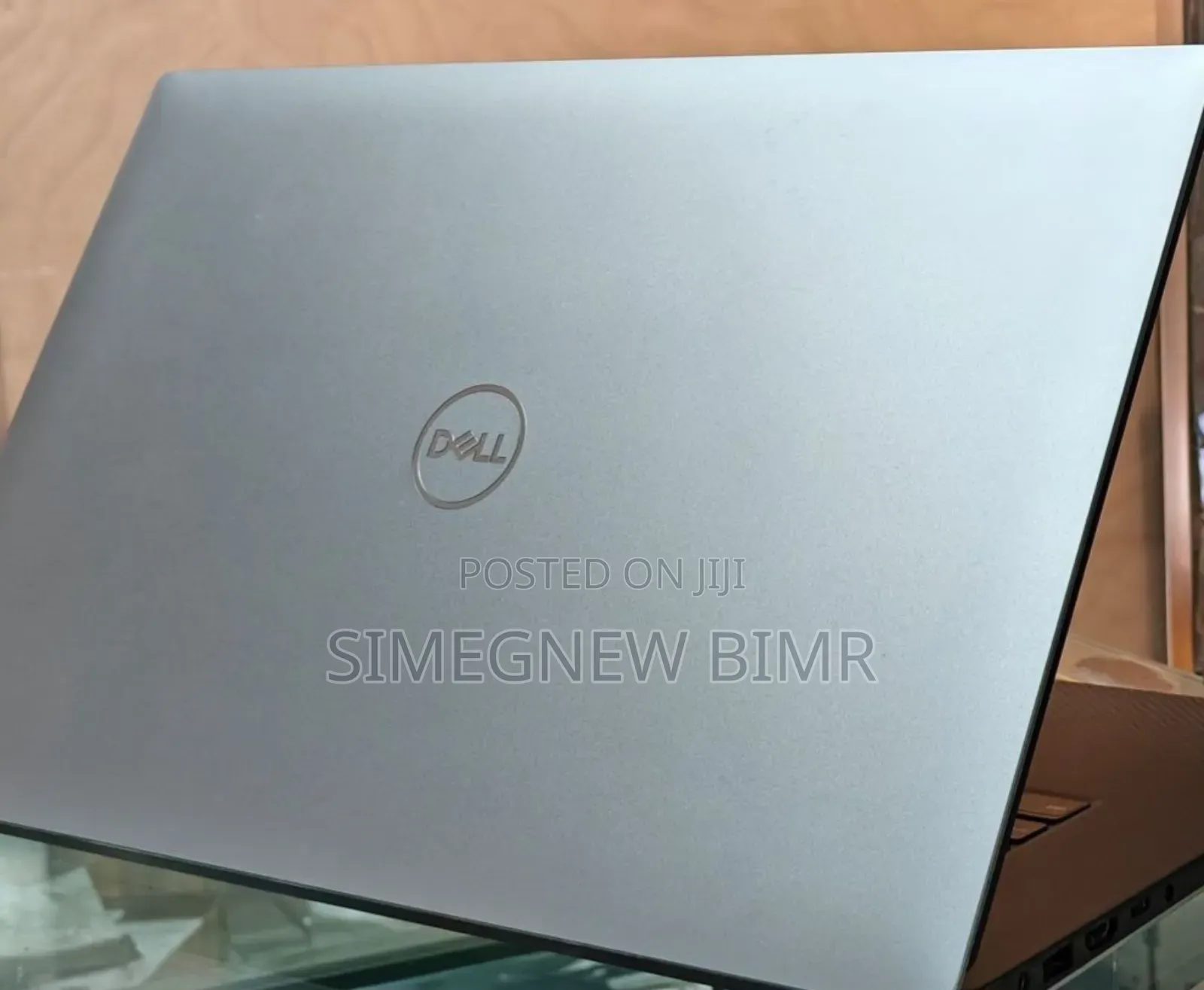 New Laptop Dell Precision 5540 16GB Intel Core I7 SSD 512GB