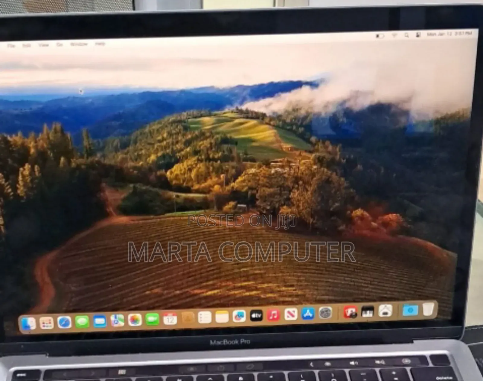 New Laptop Apple MacBook Air 2022 M2 8GB Apple M2 SSD 256GB