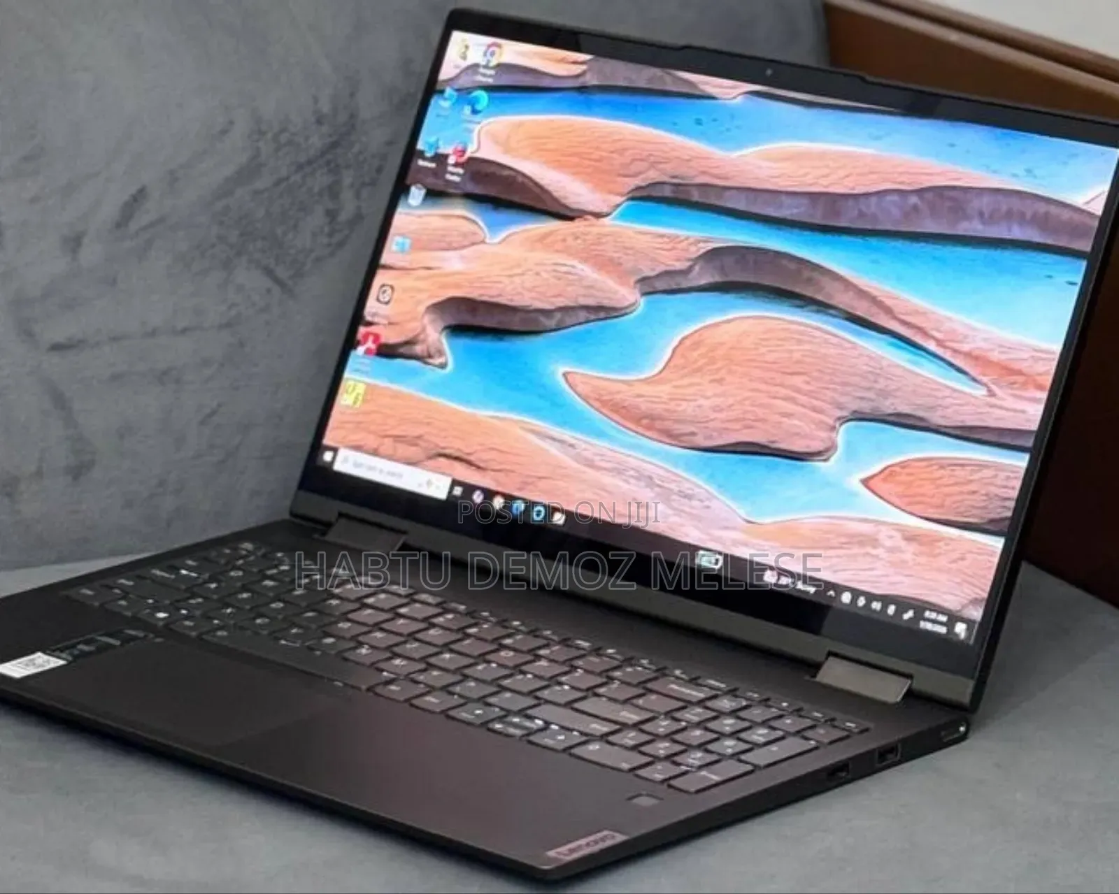 New Laptop Lenovo Yoga 7i 12GB Intel Core I7 SSD 512GB