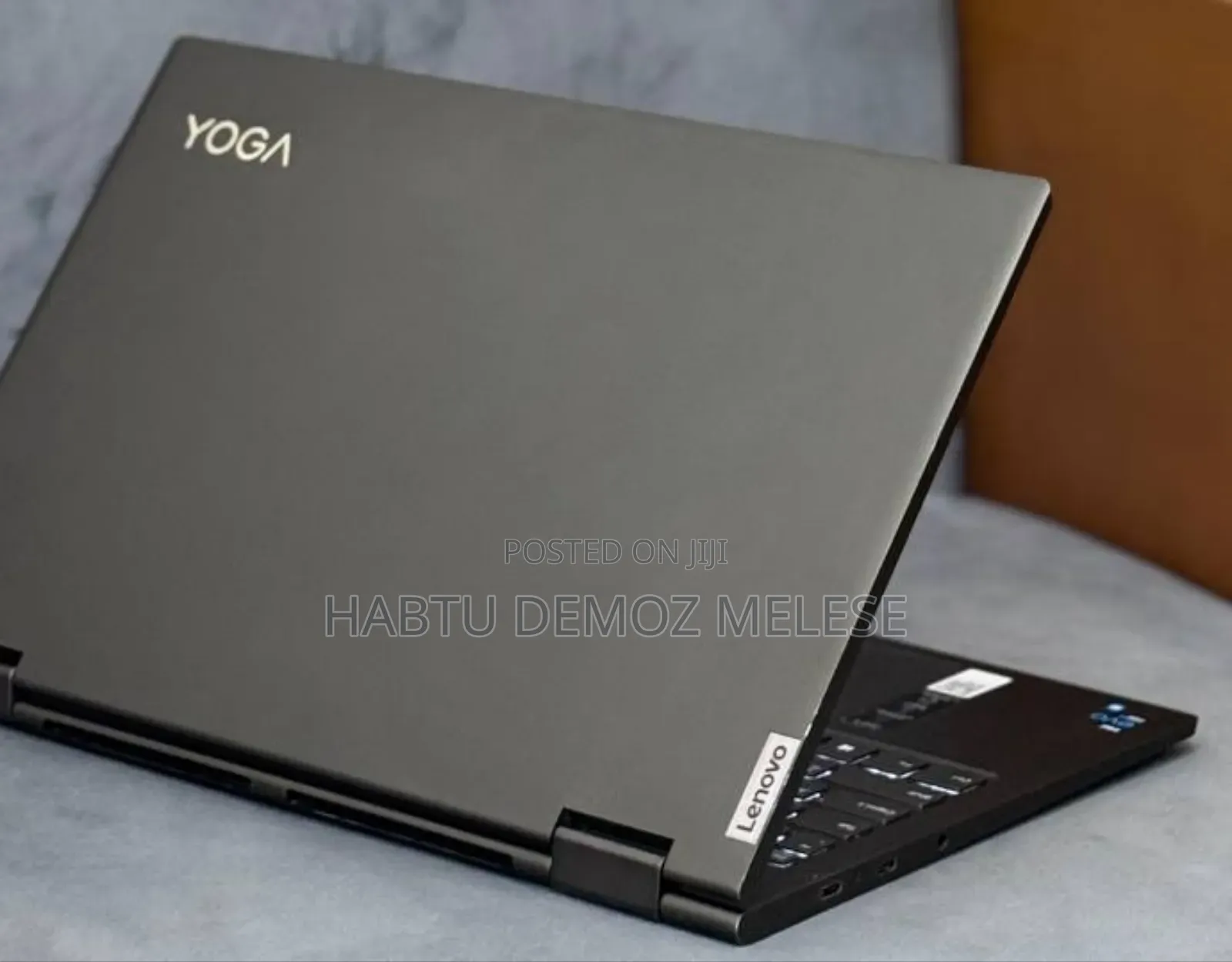 New Laptop Lenovo Yoga 7i 12GB Intel Core I7 SSD 512GB