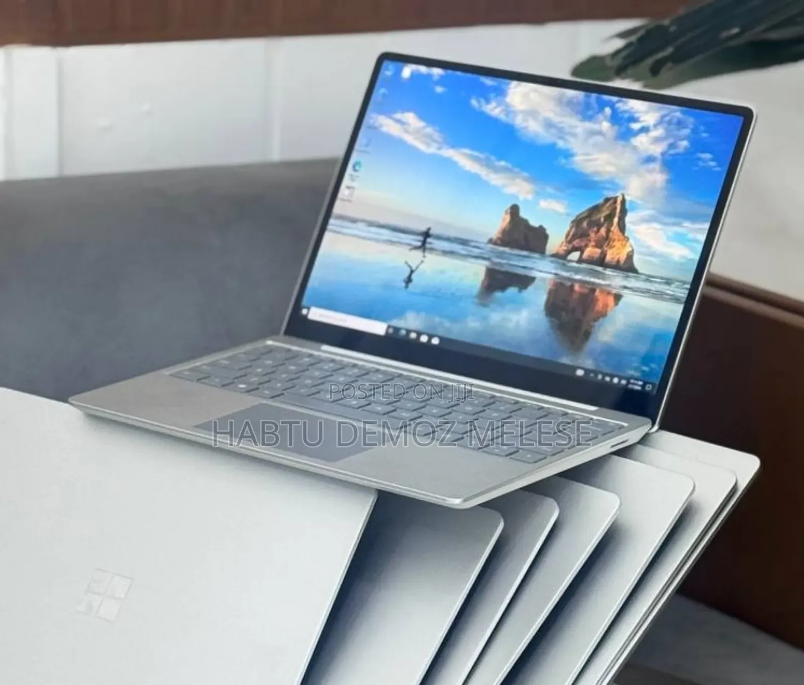 New Laptop Microsoft Surface Go 16GB Intel Core I5 SSD 512GB