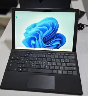 New Laptop Microsoft Surface 8GB Intel Core I5 SSD 128GB