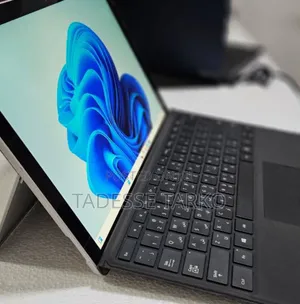 New Laptop Microsoft Surface Pro 7 8GB Intel Core I5 SSD 128GB