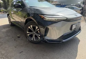 Toyota bZ4X 2023 Gray