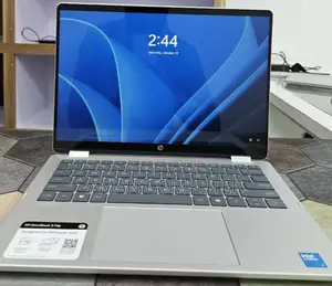 New Laptop HP OmniBook 5 Flip 16GB Intel Core 7 SSD 512GB