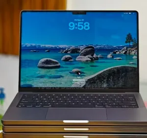 New Laptop Apple MacBook Pro M1 32GB Apple M1 Pro SSD 512GB