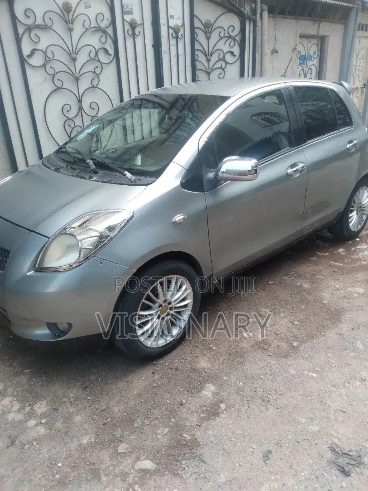 Toyota Yaris 2007 Gray