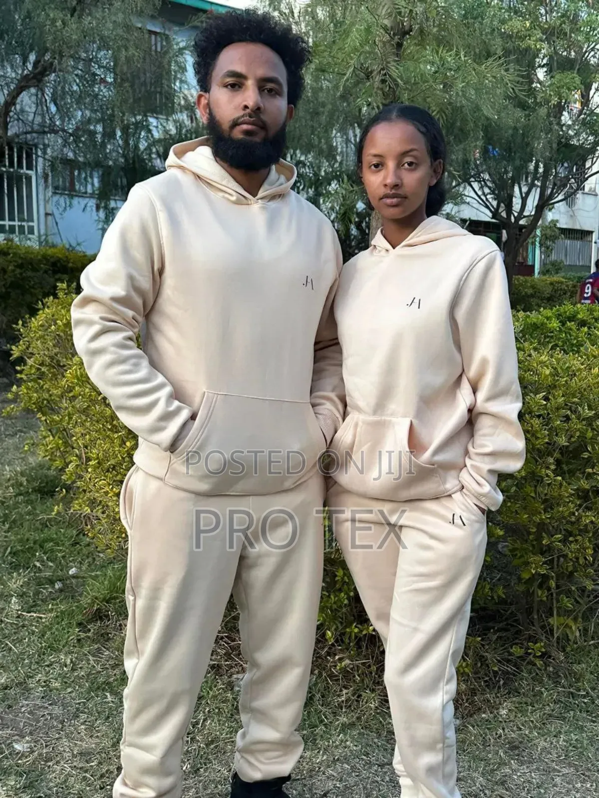 የልጅ እና የአዋቂ ሙሉ ቱታዎች