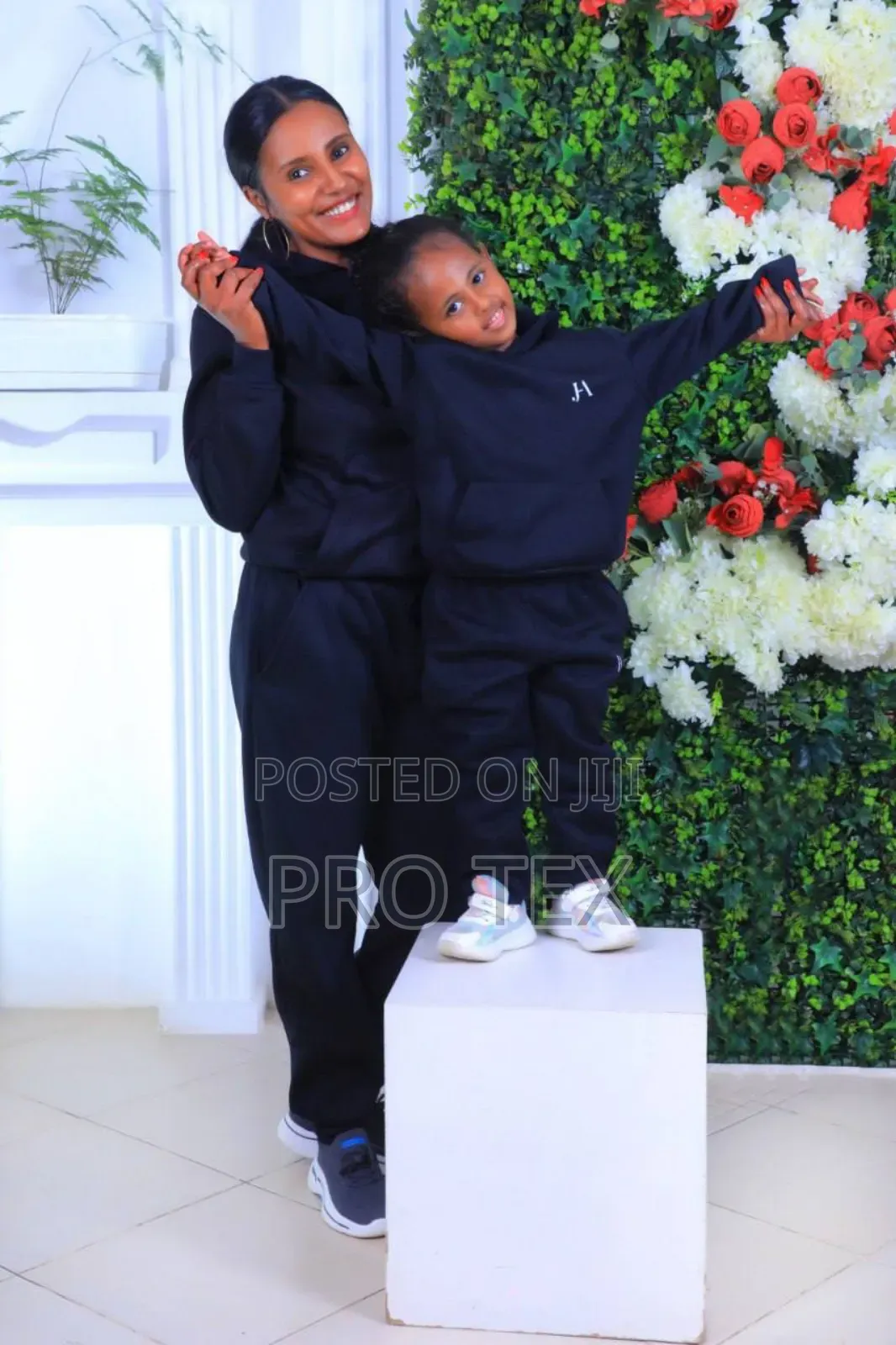 የልጅ እና የአዋቂ ሙሉ ቱታዎች