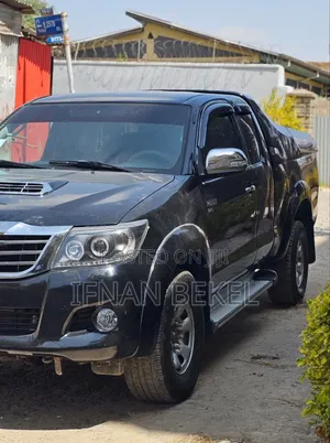 Toyota Hilux 2.5 D-4D Extra Cab 2008 Black