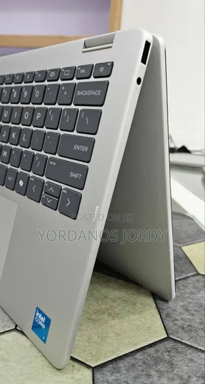 New Laptop HP OmniBook X Flip 14" 16GB Intel Core Ultra 7 SSD 512GB