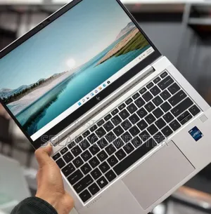 New Laptop HP EliteBook 840 G8 16GB Intel Core I7 SSD 512GB