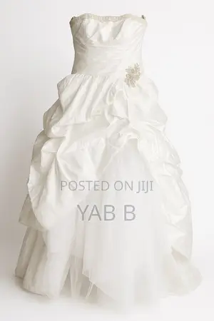 የሙሽራ ልብስ ለሽያጭ