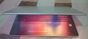 Laptop HP 15-da2933nia 8GB Intel Core i7 SSD 256GB