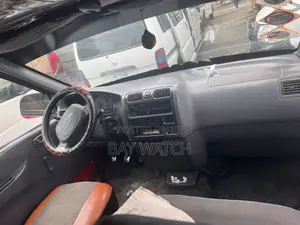 Toyota HiAce 1997 Red