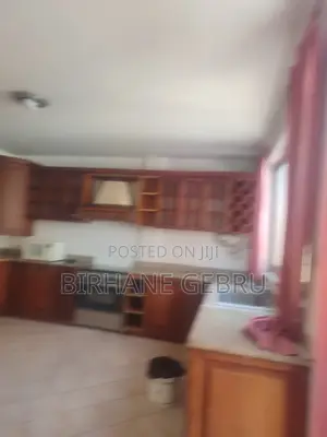 Furnished 5bdrm House in G+1 House, Bole for rent