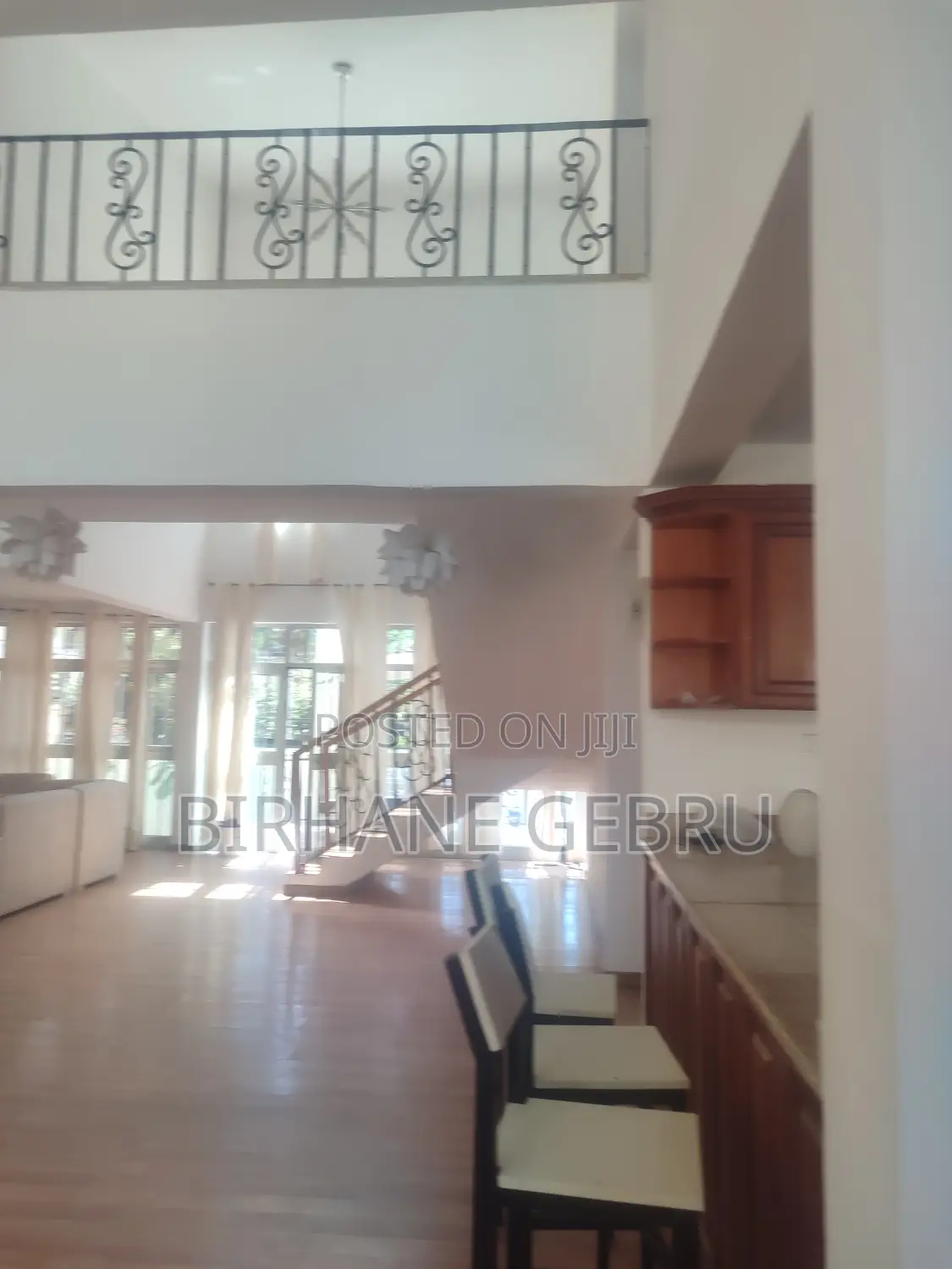 Furnished 5bdrm House in G+1 House, Bole for rent