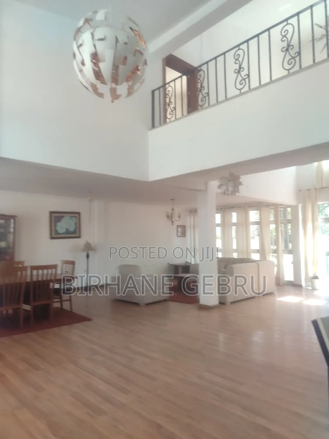 Furnished 5bdrm House in G+1 House, Bole for rent