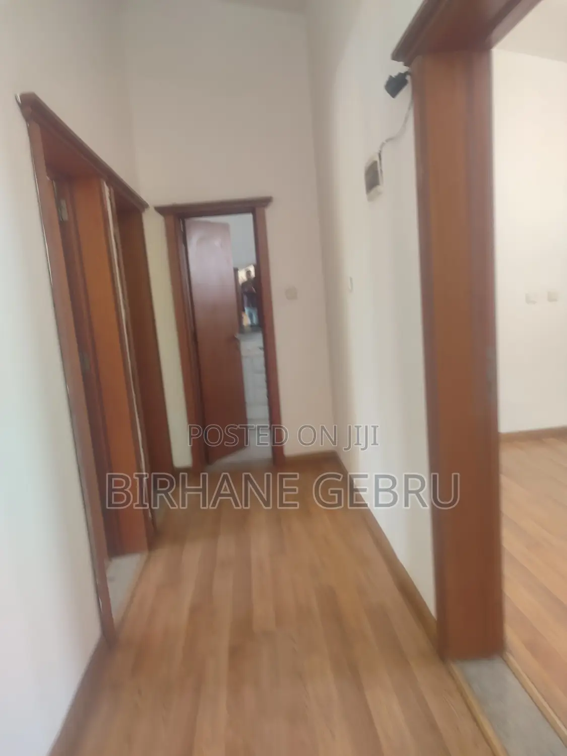 Furnished 5bdrm House in G+1 House, Bole for rent